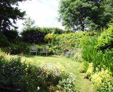 lov-barn-garden-2 lov-barn-garden-2